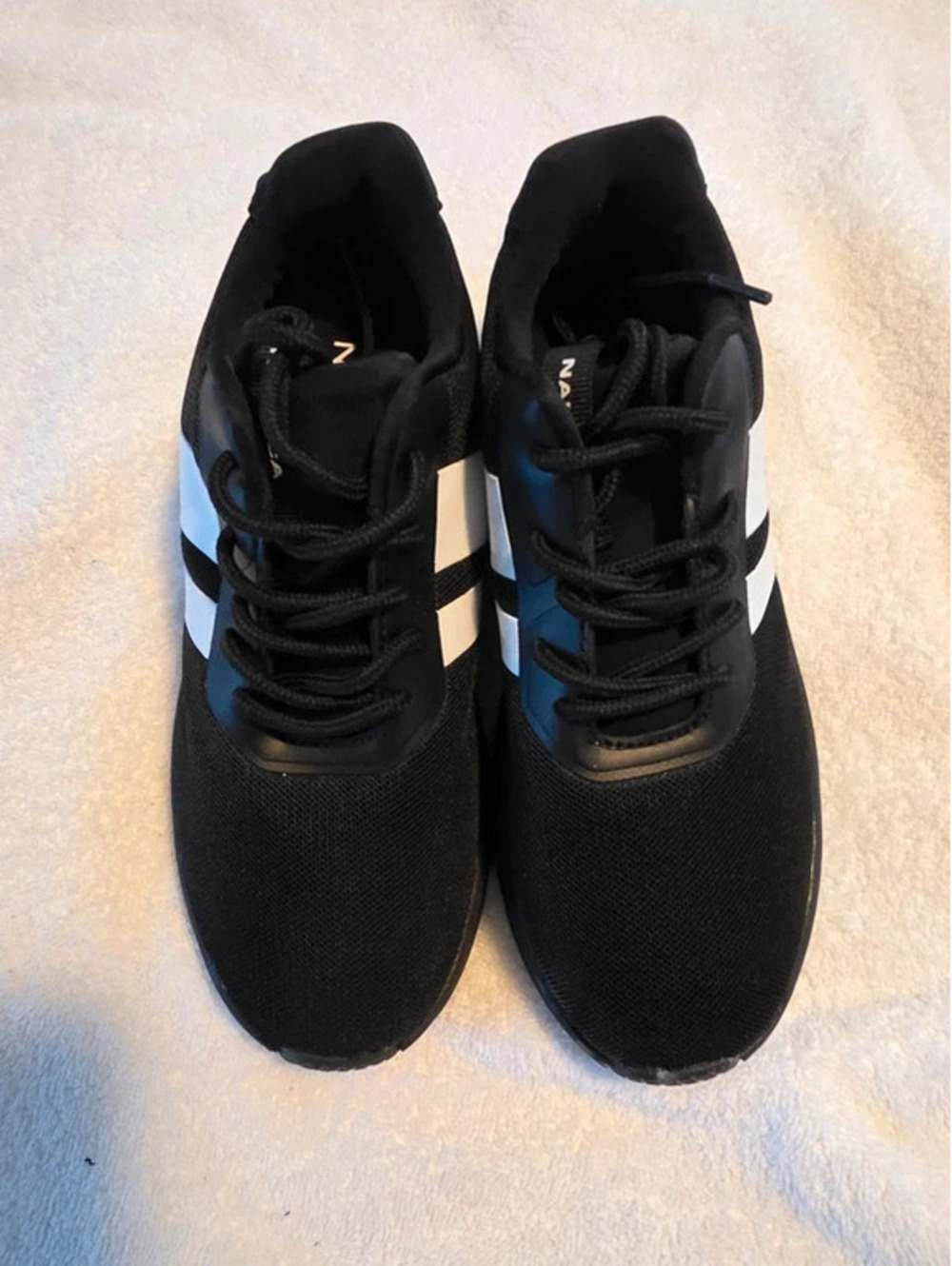 Nautica Black White Sneakers Kids Size 2